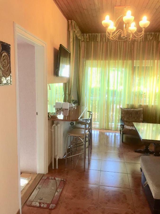 Big Apartman Hajdúszoboszló 外观 照片